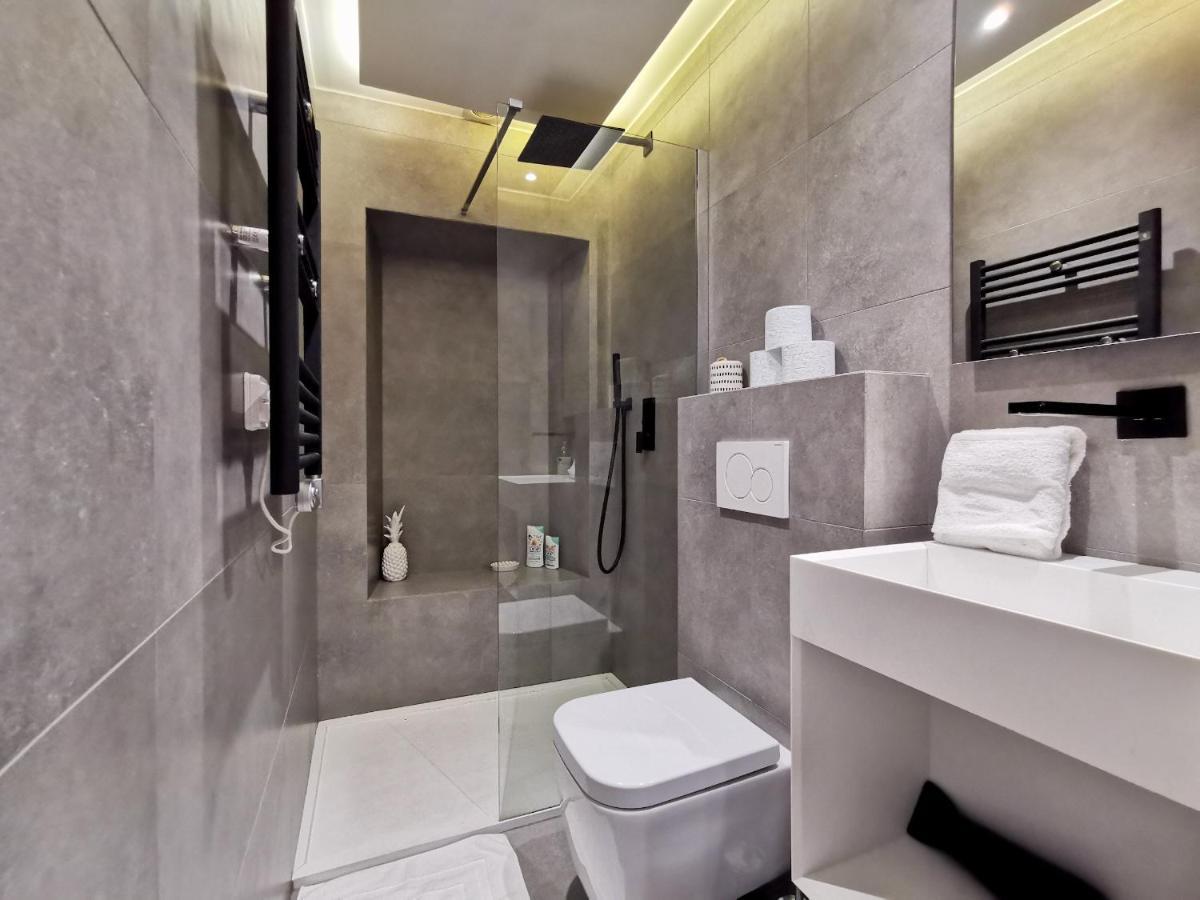 Le Petit Balcon By Booking Guys Ница Екстериор снимка
